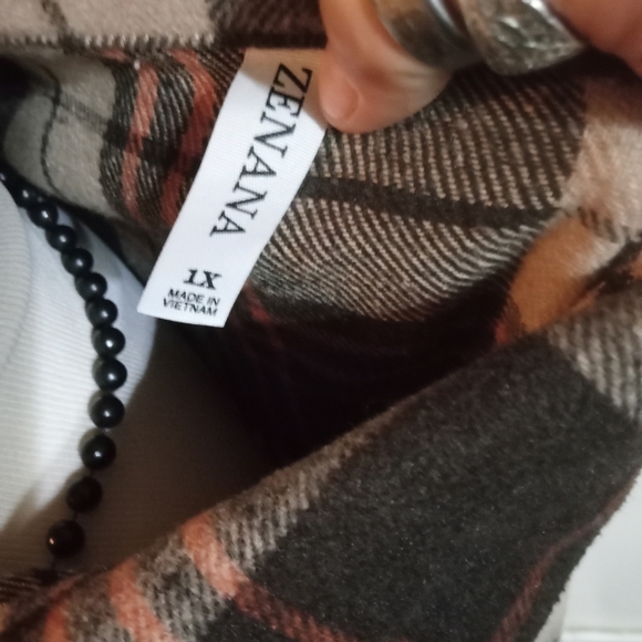 Plaid shirt - Picture 3 of 3